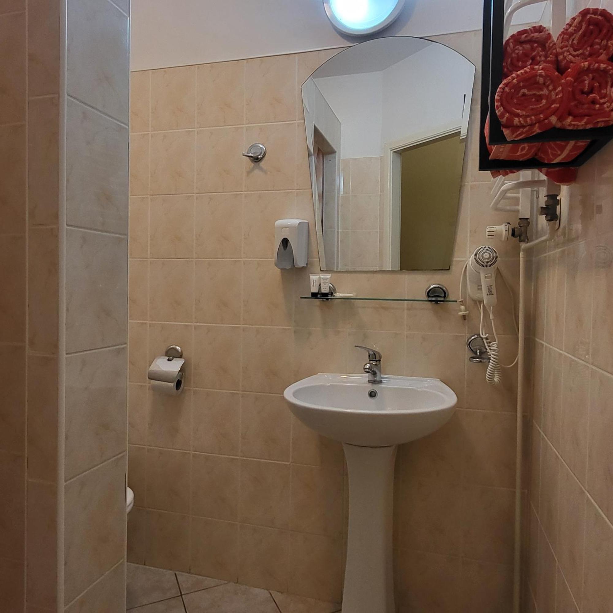 Palacyk Srebrna Fala Miedzyzdroje Bagian luar foto